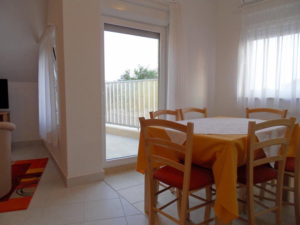 Apartments Petricevic 2 Селце Екстер'єр фото