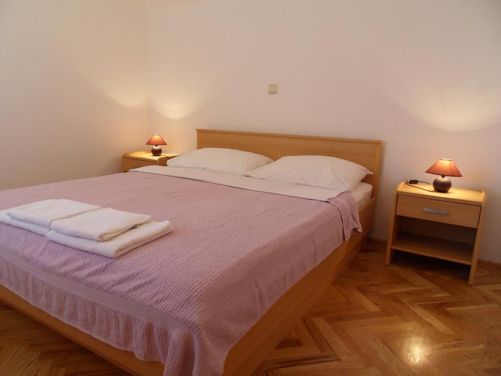 Apartments Petricevic 2 Селце Екстер'єр фото