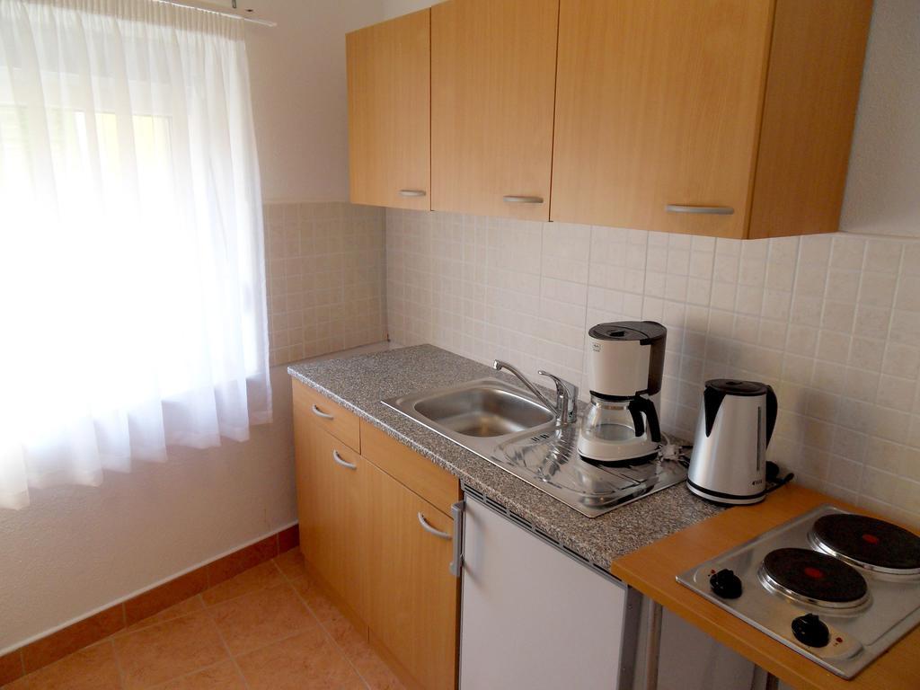 Apartments Petricevic 2 Селце Екстер'єр фото